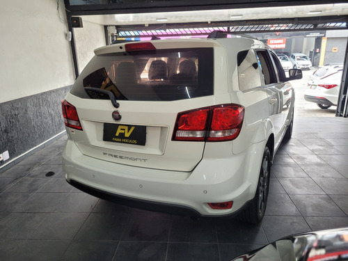 Fiat Freemont 2.4 Precision 5p Automática