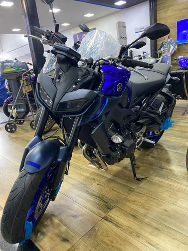 Mt 09 Abs