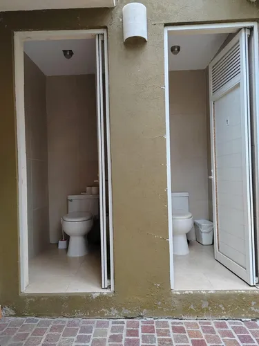 Casa En Venta En Frac. Hacienda Santa Fe, Leon, Gto. Justo Al Lado De La Universidad Iberoamericana