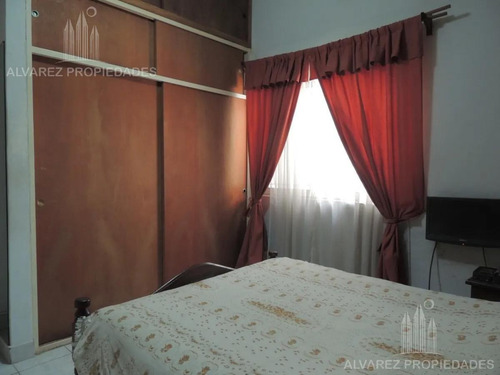 Imagen 7 de 12 de Casa 3 Ambientes Venta Ituzaingo Centro
