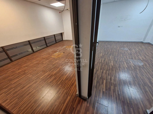 Local 1.241m2 Santiago Centro Bajó Uf 4.400