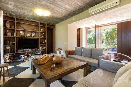 Venta Campo Con Casa 164 Hectáreas, 8 Dormitorios, Ruta 104