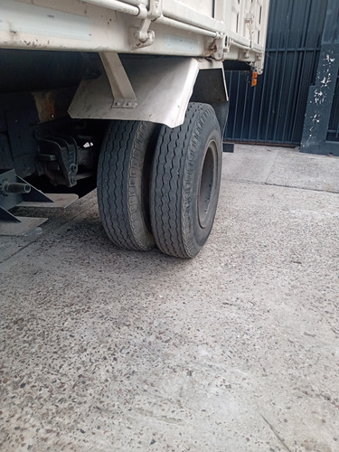 Ford F-700 D Chassis C/cabina Con Caja Volcadora Vivuelco