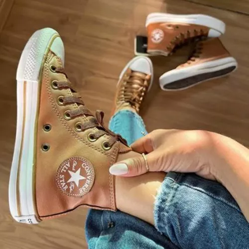 Tênis Cano Alto Converse All Star Chuck Taylor Hi Plataforma Couro -  Feminino