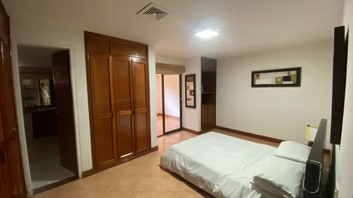 Casa Unifamiliar, De Dos Pisos, Muy Segura, Amplia Ymuy Bien Ubicada