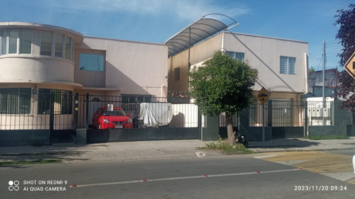 Venta De Casa En Calle La Blanca, La Cisterna