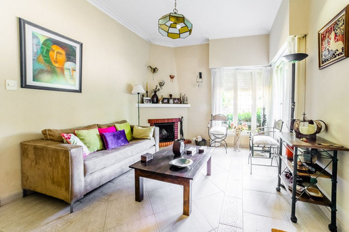 Casa En Venta 4 Amb Cochera Y Jardin Haedo Sur