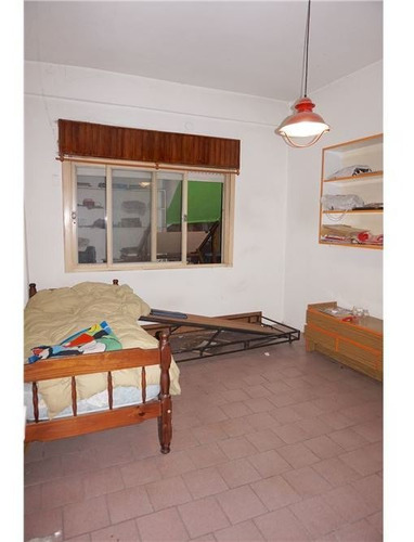 Imagen 21 de 27 de Venta La Tablada Casa 7 Amb Garage Jardin