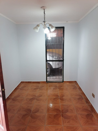 Casa En Maipú Con Excelente Conectividad 4d- 1b El Rey