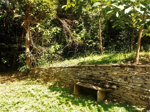 Imagem 9 de 22 de Chácara Com 27.000m2, Casa Rústica, 2 Córregos, 5 Km Da Cidade, Cercada - Pirenópolis - Go - Ch00002 - 68069363