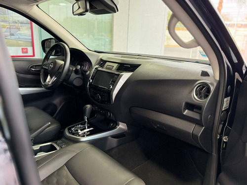Nissan Frontier y NP 300 Frontier Pick-Up! 4 pts. Frontier Platinum LE, Doble Cab., 2.5TD, TA, a/ac., f. led, RA-18, 4x4