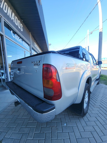 Toyota Hilux Pick-up 3.0 Cd Srv Cuero I 171cv 4x2