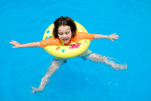 Flotador Salvavidas Inflable Tipo Sandia Y Emojis 90 Cm