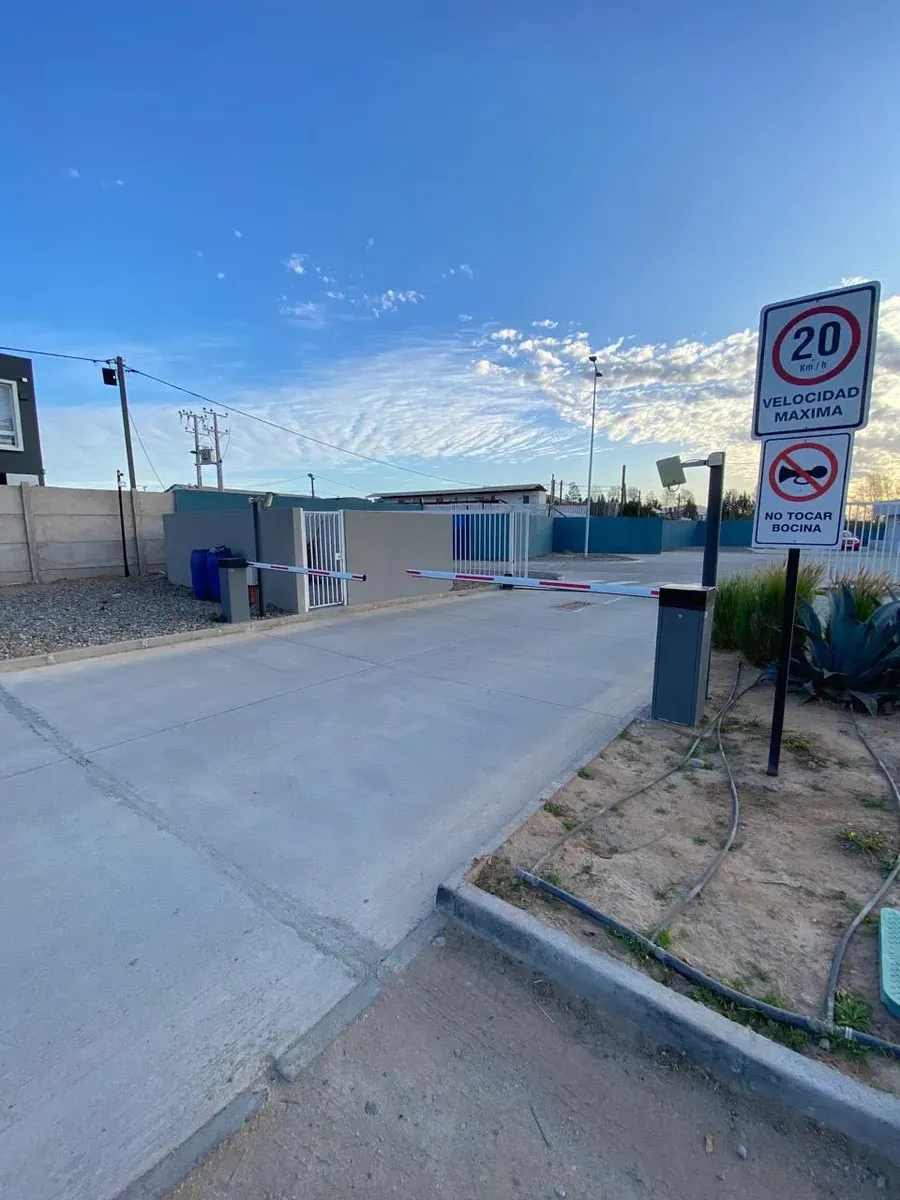 Imagen 2 de 25 de Se Vende Departamento Como Nuevo En Coquimbo (169069)