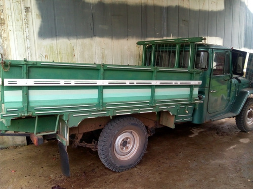 Toyota Bandeirantes Cabine Simples E Carroceria Estendida