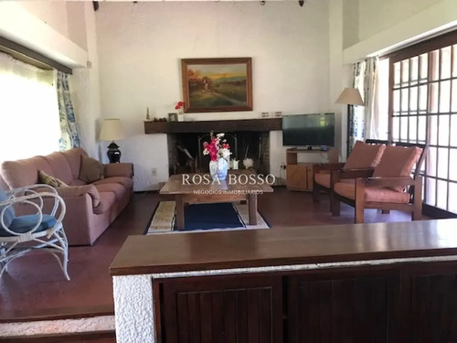 Casa Para La Venta En Beverly Hills.