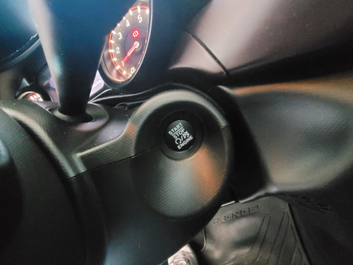 Fiat Cronos 1.8 16v Precision Pack Premium
