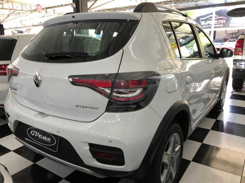 Imagem 4 de 15 de Sandero Stepway Zen 2020