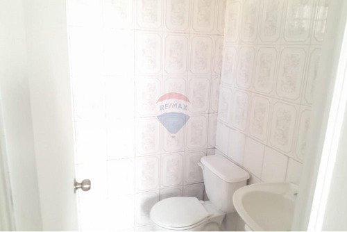 Se Vende Dp 1d+1b Parque Los Reyes !!!!