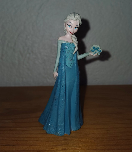 Muñeca Frozen Elsa 8.5 Cm (Usado)