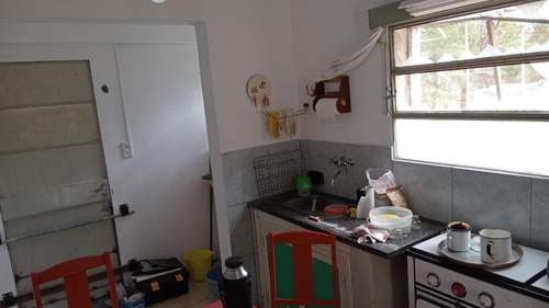 Tradicional Chalet Serrano A Reciclar. Oportunidad.
