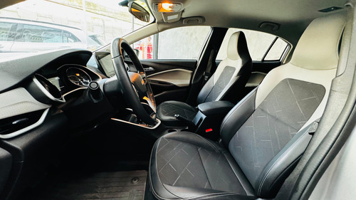 Chevrolet Onix plus 1.0 Premier I Turbo Aut. 4p