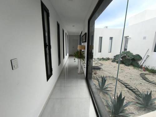 Venta Casa En San Sebastian Area 2 Golf - 5 Ambientes