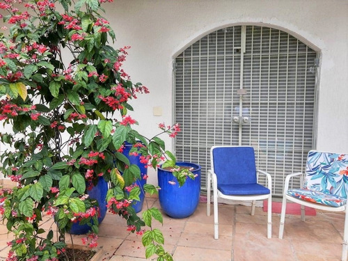 Otima Casa De Alto Padrao No Algarve - 1526