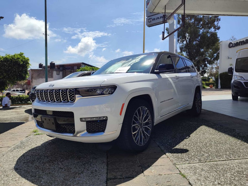 Imagen 4 de 15 de Jeep Grand Cherokee L Summit