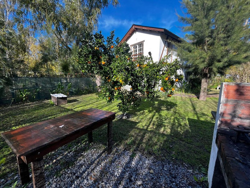 Venta De Casa + Monoambiente En La Caleta