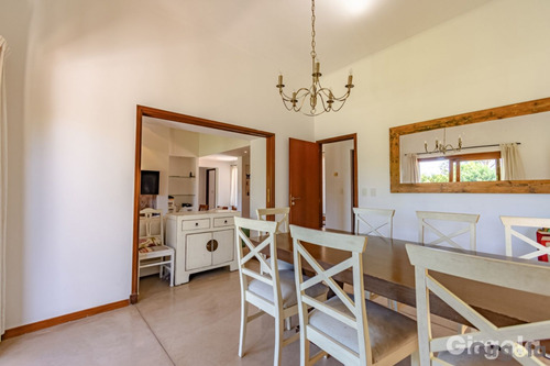 Venta Casa 4 Ambientes En Pilar Con Pileta