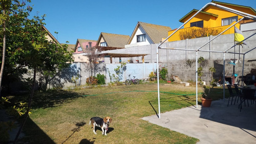 Casa Un Piso. Con Posibilidad De Ampliar Mansarda.