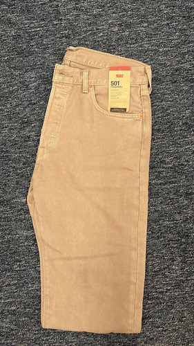 Pantalón Levis Hombre, Straight Leg. Nuevo, Sin Uso 