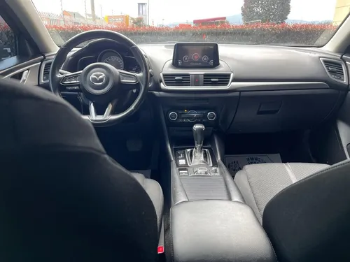 Mazda 3 2.0 Touring At