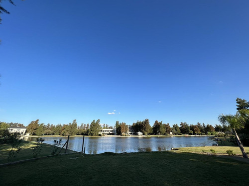 Imagen 3 de 7 de Venta De Lote Country Aldea Lago