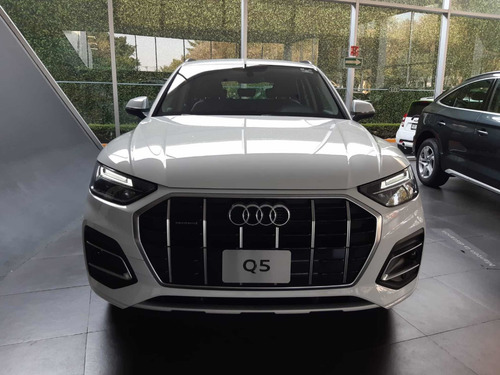 Imagen 2 de 15 de Audi Q5 45 Tfsi Quattro (245) Hp S Tronic Select