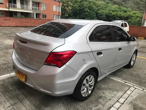 Chevrolet Onix LT 1.4 mecánico