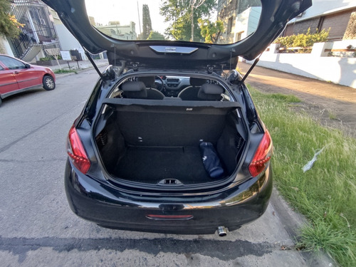 Peugeot 208 1.6 Active