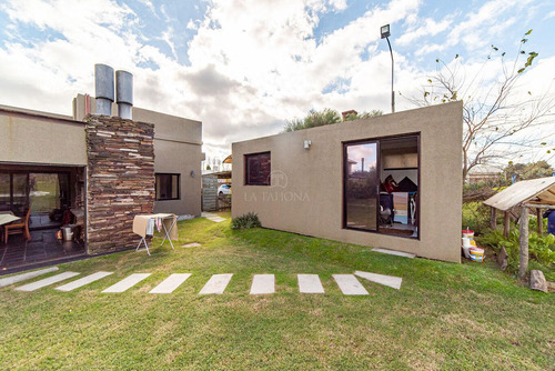 Casa En Venta - Ref 196