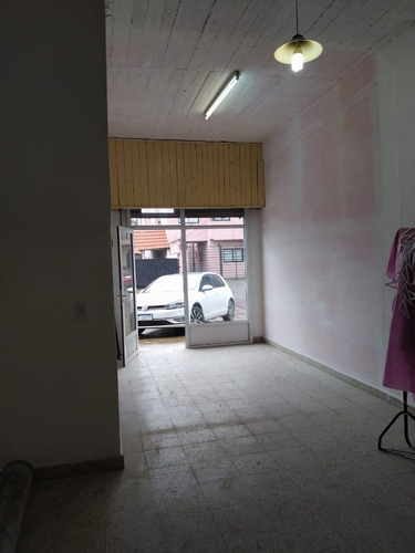 Imagen 5 de 8 de Local En Alquiler En Florencio Varela