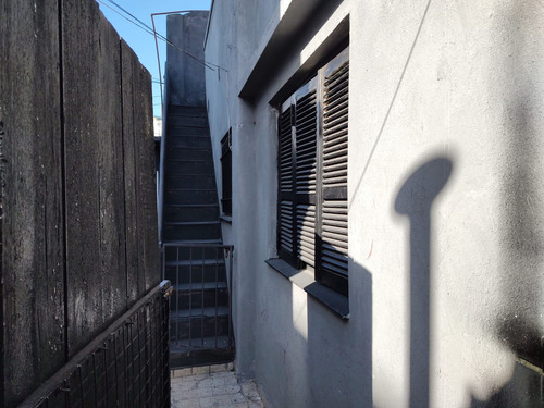 Venta Haedo Ph 2 1/2 Ambientes Fondo Libre Propio