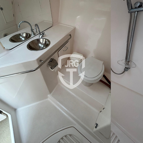 Lancha Maxmarine 43 2012 (com Ar E Gerador Kohler)