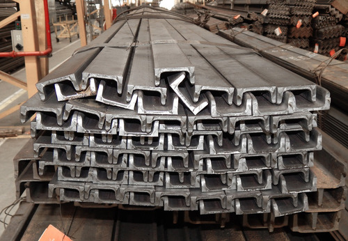 Perfil U De Hierro Del 14 Upn 140 X 6mts Viga Polimetal