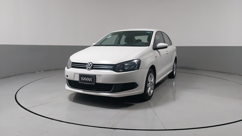 Volkswagen Vento 1.6 Active Mt