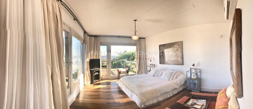 Excepcional Casa Con Vista Al Mar!! -ref:2266