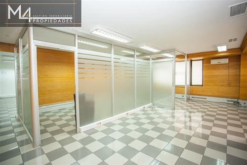Oficina En Venta De 6 Privados En Providencia