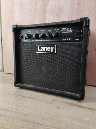 Amplificador Guitarra Eléctrica Laney Lx15