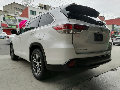 Imagen 6 de 15 de Toyota Highlander Xle Piel 2016.