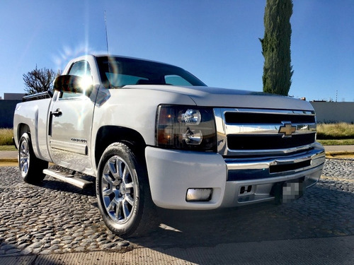 Imagen 2 de 10 de Chevrolet Cheyenne 2012 5.3 2500 Cab Lt 4x2 Mt