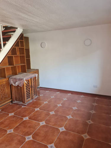 Hermosa Casa En Venta En Macul